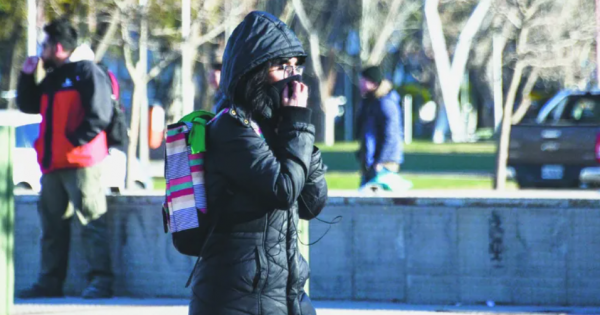 Otra jornada ventosa y con temperaturas bajo cero en Neuquén: el clima este domingo