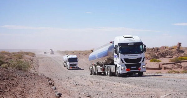 Arrancan obras históricas para pavimentar la Ruta 7 en Neuquén Arrancan obras históricas para pavimentar la Ruta 7 en Neuquén