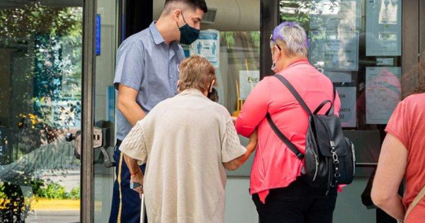 ANSES confirmó las fechas de cobro de julio para jubilaciones, pensiones y AUH