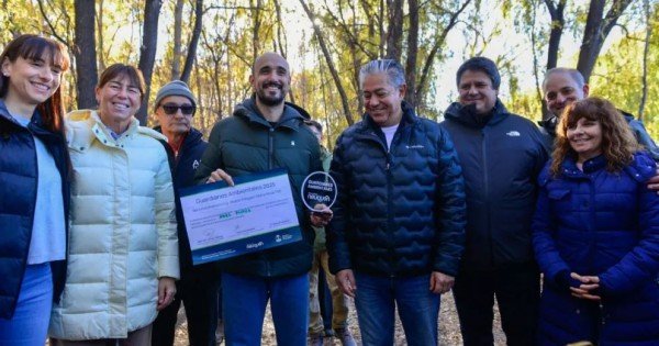 El cantante Abel Pintos fue declarado Guardián Ambiental de honor
