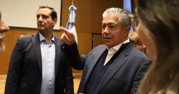 Figueroa advirtió por la fuga de docentes universitarios y defendió la inversión en educación Figueroa advirtió por la fuga de docentes universitarios y defendió la inversión en educación