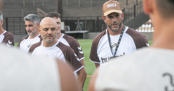 Orsi y Gómez renunciaron tras salir campeones con Platense y nadie lo puede creer