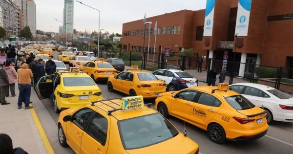 El Concejo autorizó el uso de Taxi Go, Uber y otras plataformas de transporte