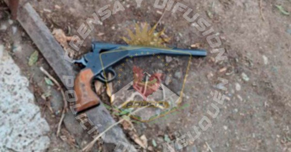 Tenía un arma sin papeles y fue detenido: su familia dice que lo usó para espantar ladrones