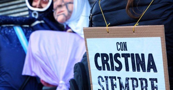 Sectores peronistas se movilizan contra de la “proscripción” de Cristina Sectores peronistas se movilizan contra de la “proscripción” de Cristina