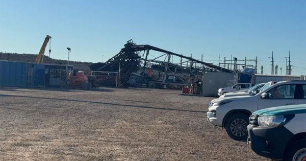 Una torre de perforación cayó en una maniobra y pudo ser una tragedia