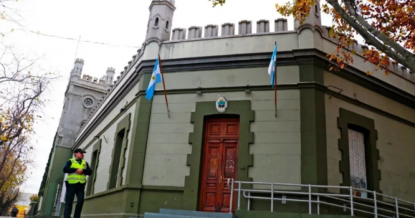 Tolerancia cero: despiden a una empleada y a un policía por presentar certificados truchos Tolerancia cero: despiden a una empleada y a un policía por presentar certificados truchos