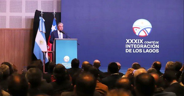 Impulsan un tratado con Chile para la integración energética y el acceso al Pacífico