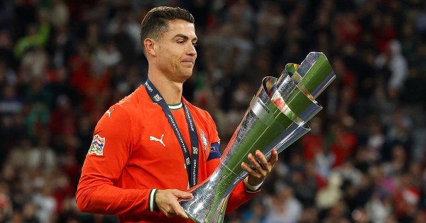 Con Cristiano Ronaldo, Portugal venció a España por penales y se consagró campeón