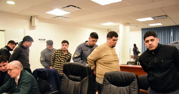 Declaran culpables a cuatro acusados por la violación de Silvia Cabañares Declaran culpables a cuatro acusados por la violación de Silvia Cabañares