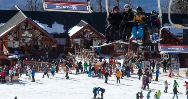 El gobierno de Neuquén preadjudicó el Cerro Chapelco a la empresa Don Otto El gobierno de Neuquén preadjudicó el Cerro Chapelco a la empresa Don Otto