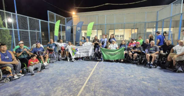 El pádel en silla de ruedas tuvo su gran torneo en Neuquén