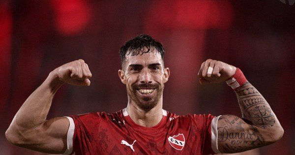 Independiente goleó a Vélez y es líder de la Zona B del Torneo Apertura