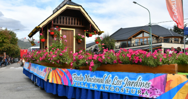 Villa La Angostura: conocé la grilla de la Fiesta de los Jardines para este finde Villa La Angostura: conocé la grilla de la Fiesta de los Jardines para este finde
