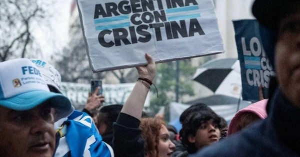 El Gobierno minimizó la marcha por Cristina y cuestionó a los convocantes
