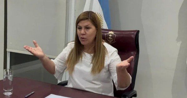 Funcionarios cercanos a Gloria Ruiz conservan puestos en la gestión de Bertolini