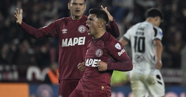 Lanús venció a Central Córdoba en la definición por penales y está en cuartos