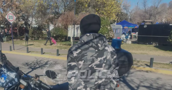 Atraparon a un joven con pedido de captura vigente por hurto en Neuquén