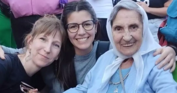 El legado de una Madre: militantes jóvenes recuerdan a Lolín con emoción y firmeza