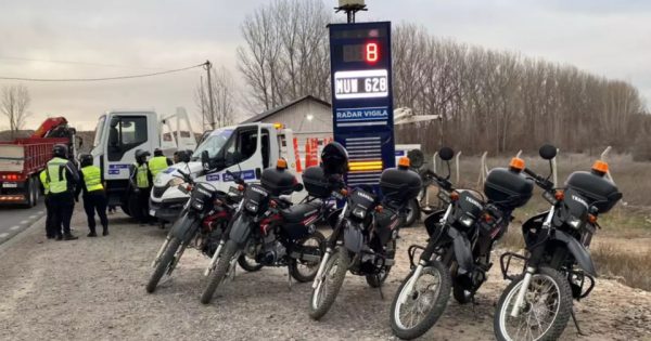 Refuerzan controles viales con un nuevo tótem y un camión camilla en el Tercer Puente