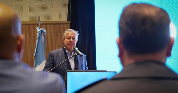 Figueroa lanzó el Consejo Provincial y anunció medidas contra el narcomenudeo