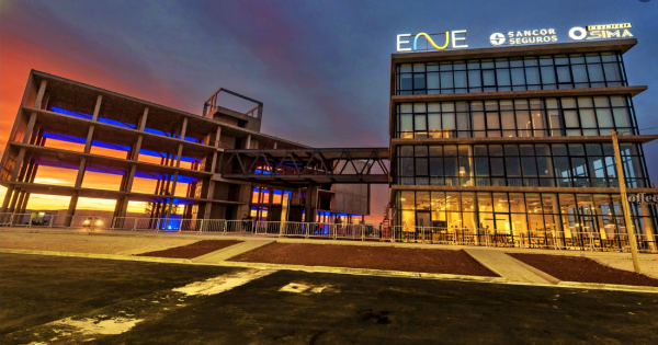 Neuquén inaugura el mayor centro de capacitación tecnológica de Sudamérica