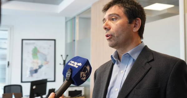 El ministro de Energía neuquino destaca a Vaca Muerta y pide diversificar la economía