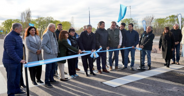 Figueroa y Gaido inauguraron un nuevo tramo del Paseo Costero