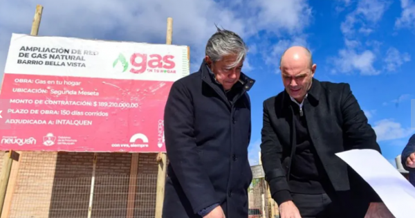 Centenario suma servicios: Figueroa inauguró una red de gas y proyecta más obras