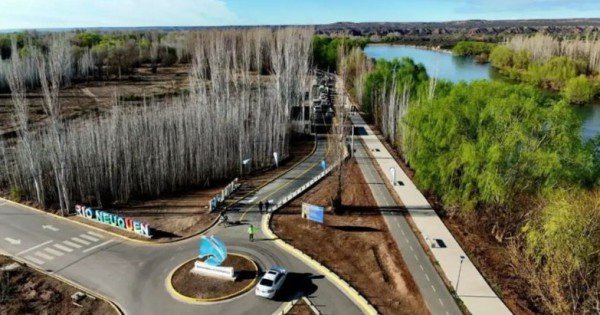 Mariano Gaido inauguró el último tramo de acceso a la península Hiroki
