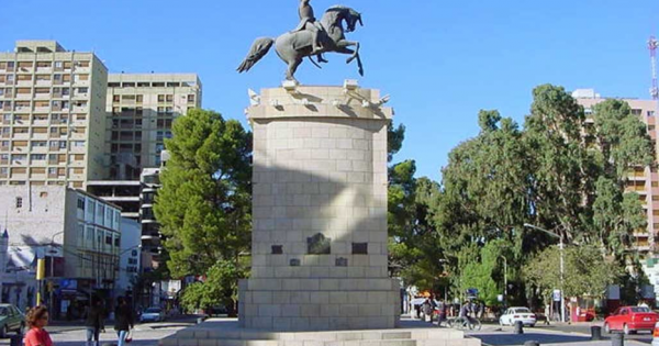 Jueves ventoso en Neuquén: suben las temperaturas, pero siguen las ráfagas Jueves ventoso en Neuquén: suben las temperaturas, pero siguen las ráfagas