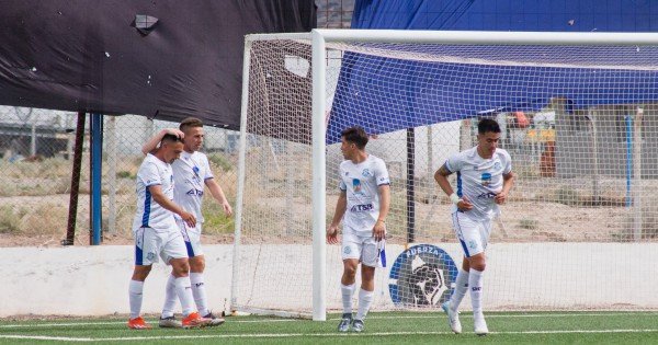 Deportivo Rincón ganó, se metió en cuartos de final y clasificó a la Copa Argentina