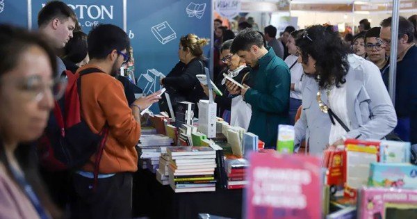 La 12° Feria Internacional del Libro de Neuquén cerró con récord de visitantes y ventas La 12° Feria Internacional del Libro de Neuquén cerró con récord de visitantes y ventas