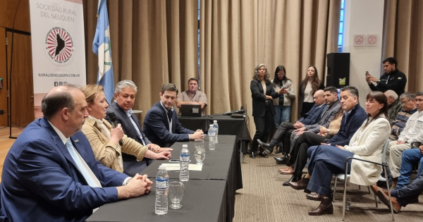 Figueroa apuesta a la producción neuquina y celebra la eliminación de retenciones