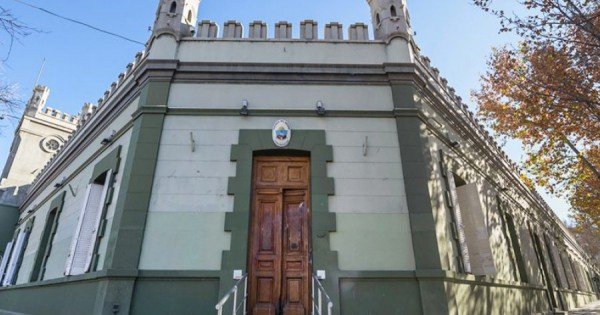 Acuerdo histórico: eventuales de Familia pasan a planta en Neuquén Acuerdo histórico: eventuales de Familia pasan a planta en Neuquén