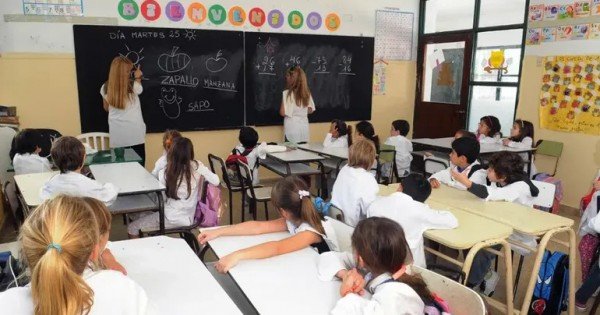 Neuquén: crean equipos de apoyo pedagógico para acompañar las trayectorias escolares